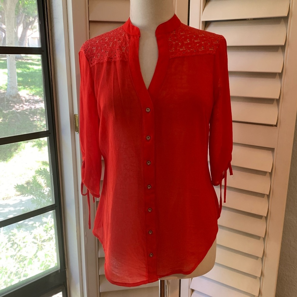 2B Bebe Red Lace Blouse • Sz S • NEW!